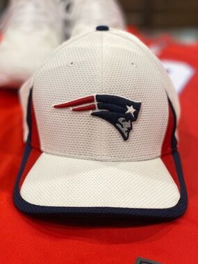 🏈New Era 39THIRTY New England Patriots Stretch Fit Hat L/XL